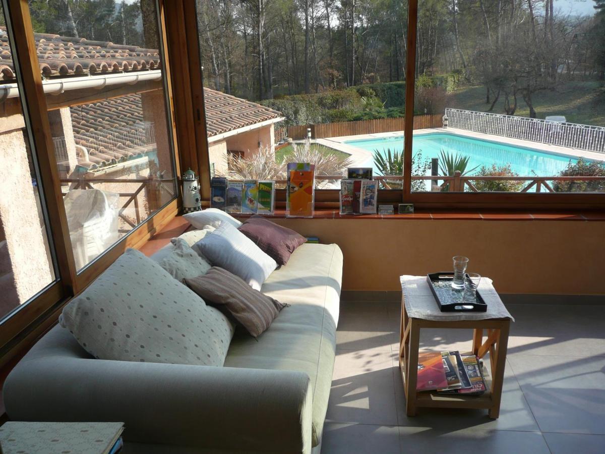 Villa Victoria Gréasque Kamer foto